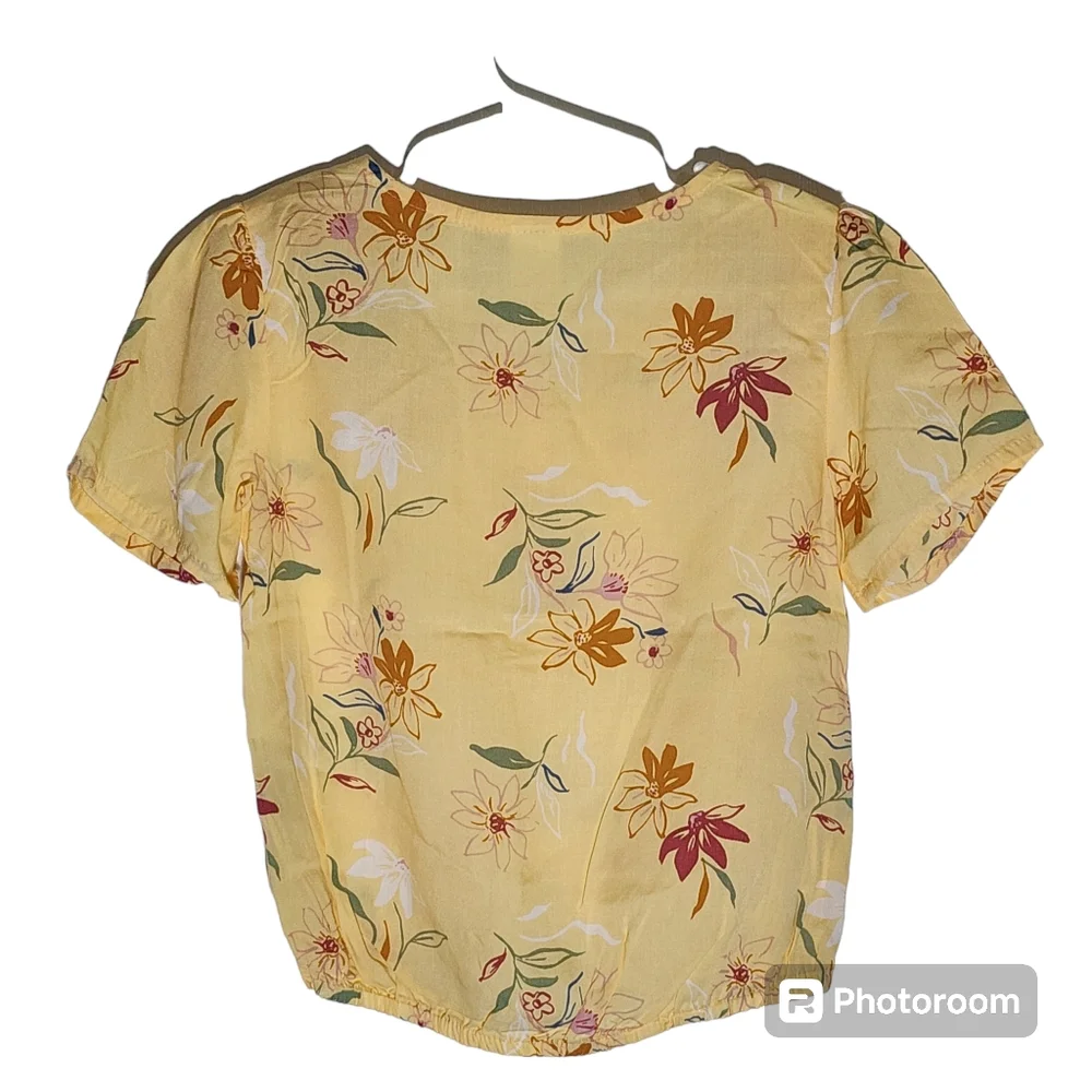 Girls Carter's floral top size 5 Yellow